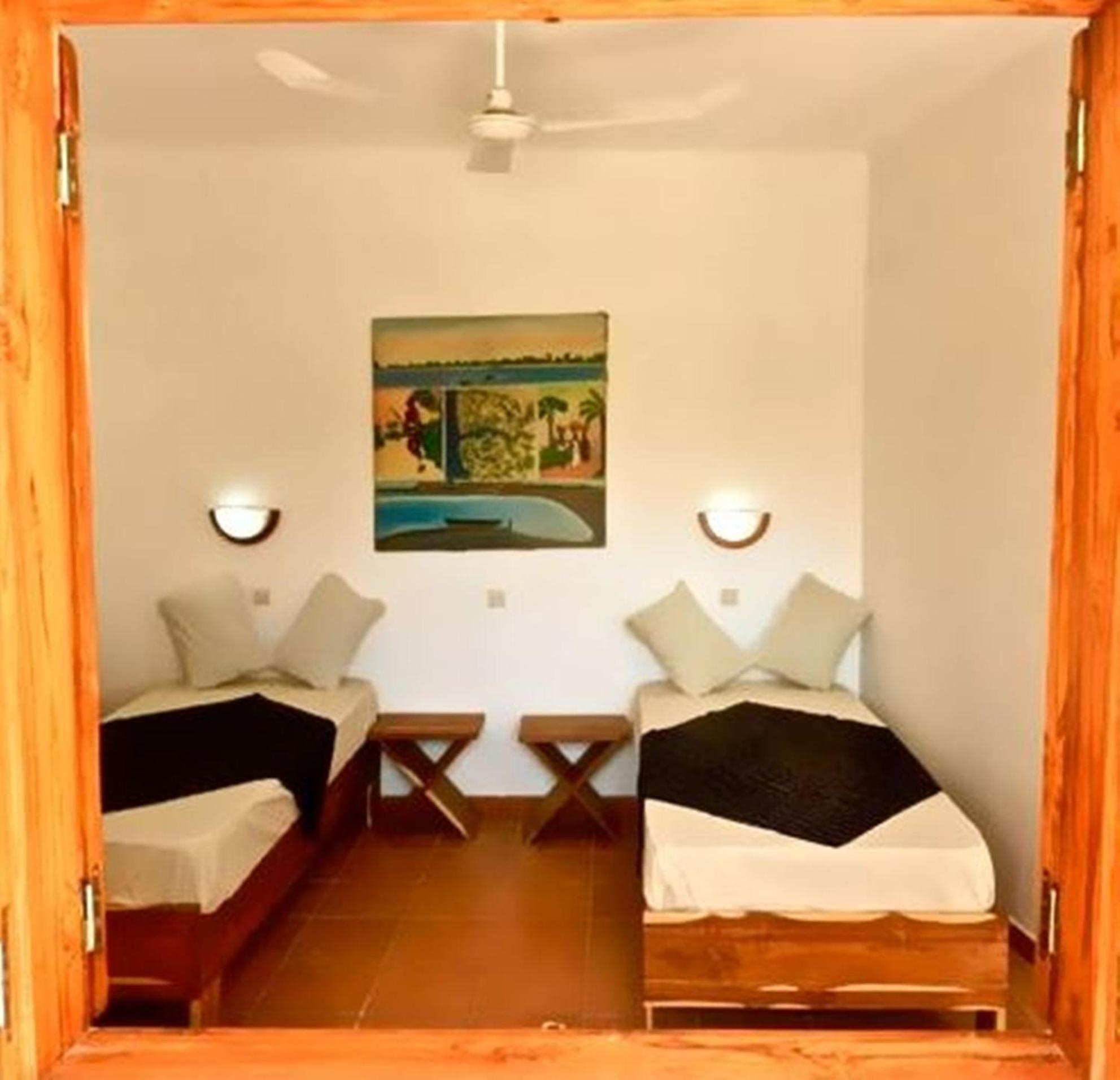 Casa Motel ジガンショール エクステリア 写真